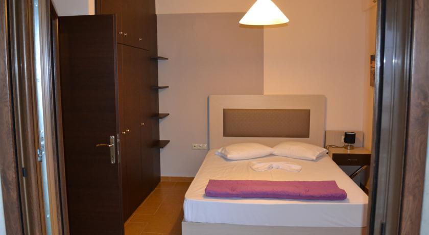 Αmalia Lux Villas Vrasná Extérieur photo