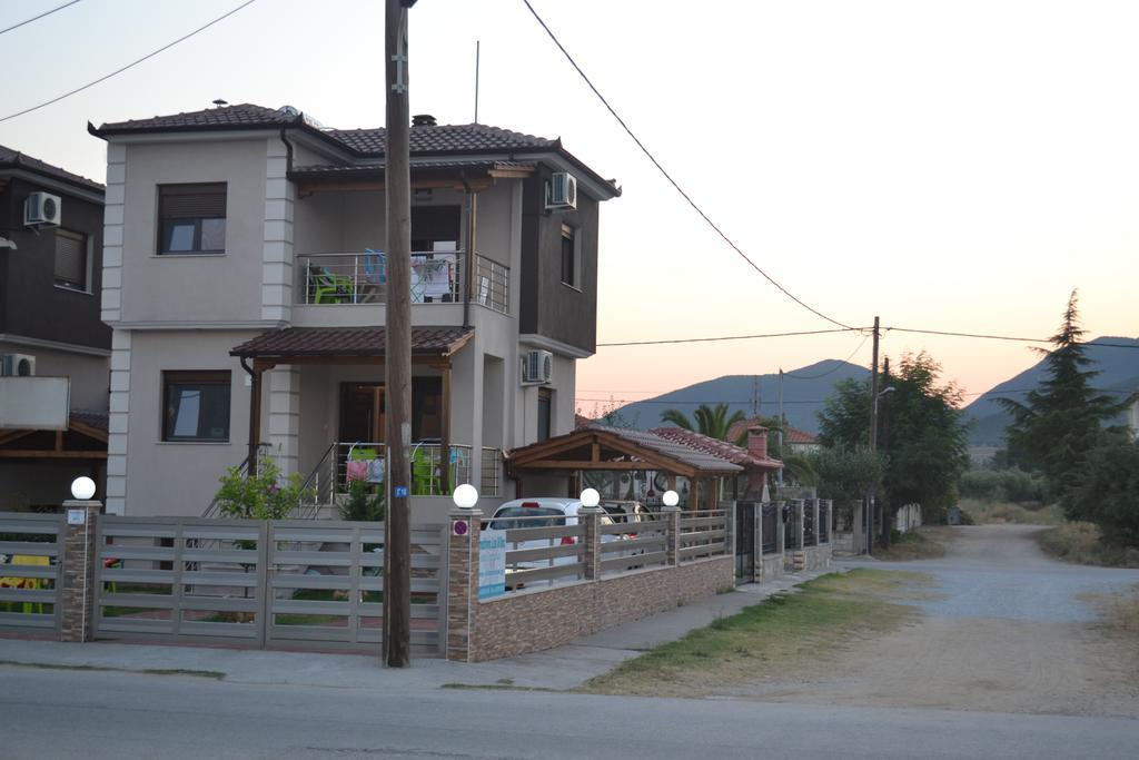Αmalia Lux Villas Vrasná Extérieur photo