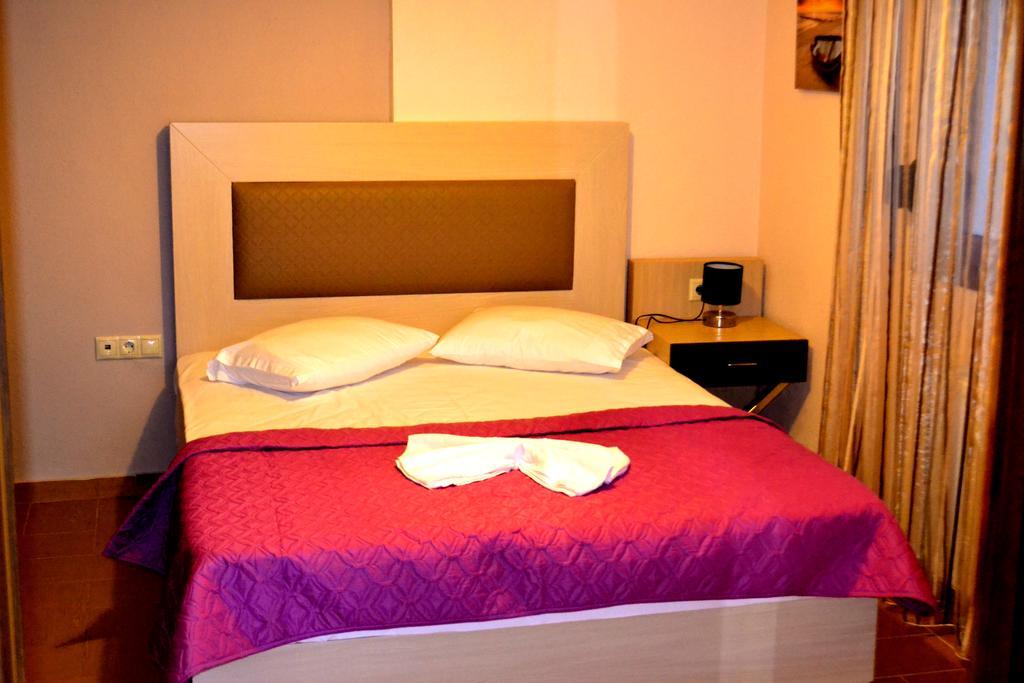 Αmalia Lux Villas Vrasná Chambre photo