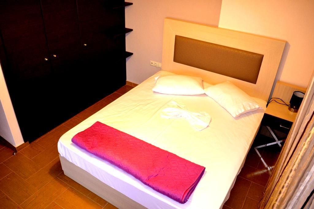 Αmalia Lux Villas Vrasná Chambre photo