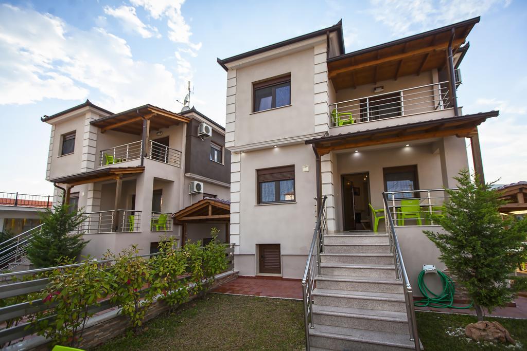 Αmalia Lux Villas Vrasná Extérieur photo