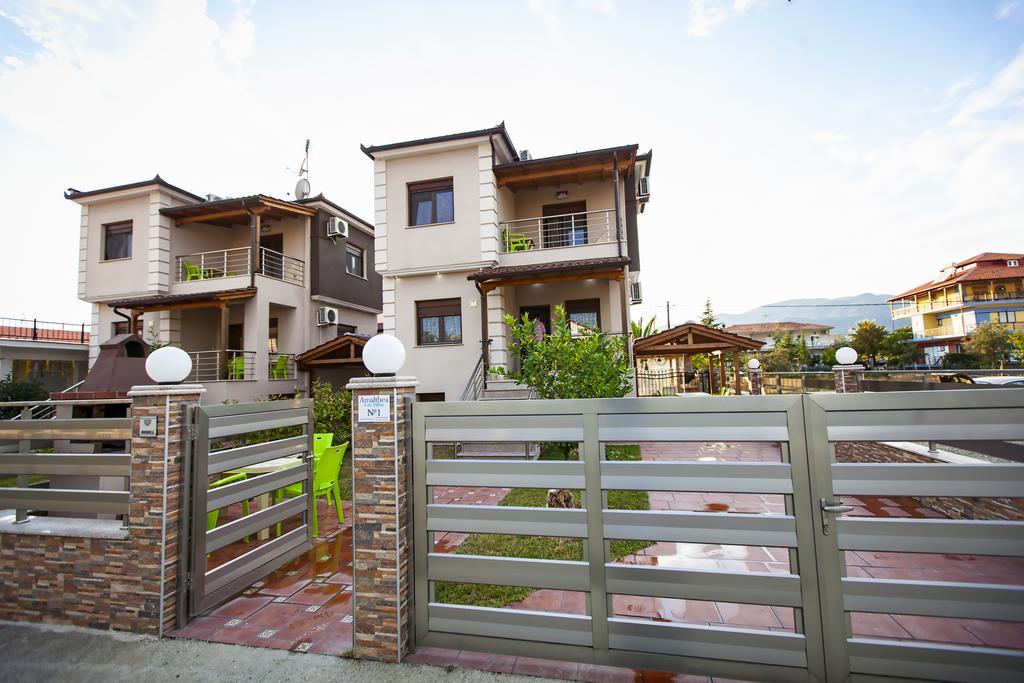 Αmalia Lux Villas Vrasná Extérieur photo